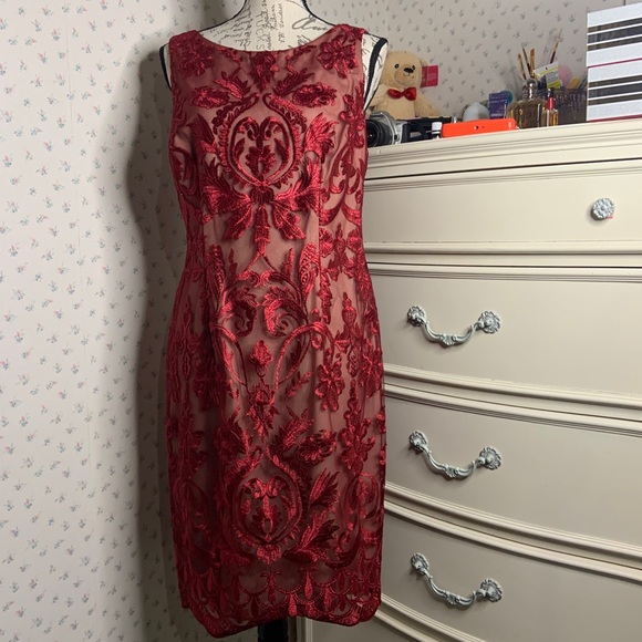 Calvin Klein Dresses & Skirts - Calvin Klein Sleeveless Lace Illusion Dress